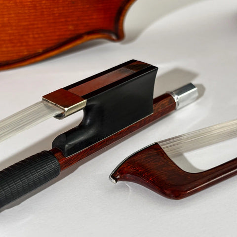 Arco híbrido Premium Coruss para violín
