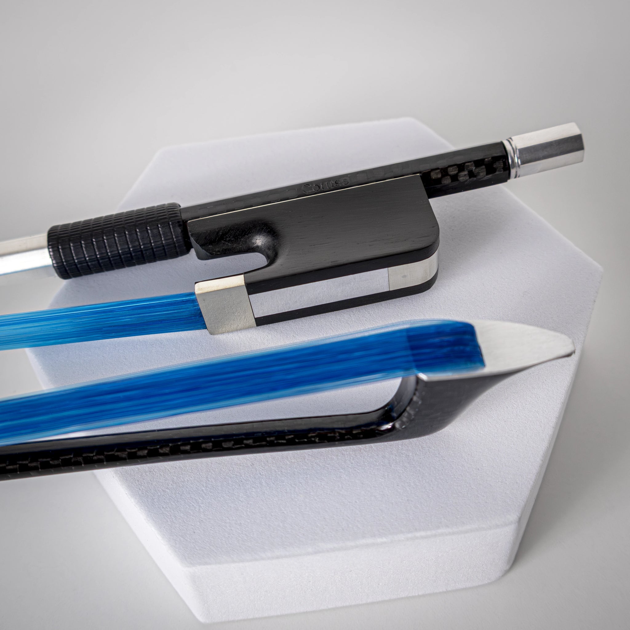 Archet Coruss en carbone pour violoncelle