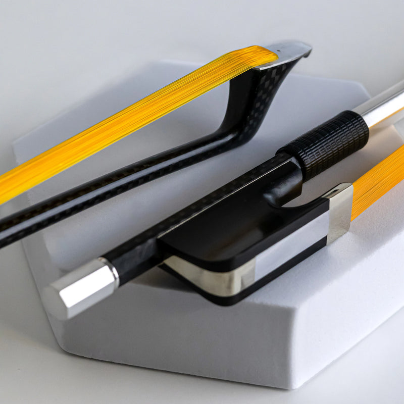 Arco Spring de carbono Coruss para violonchelo