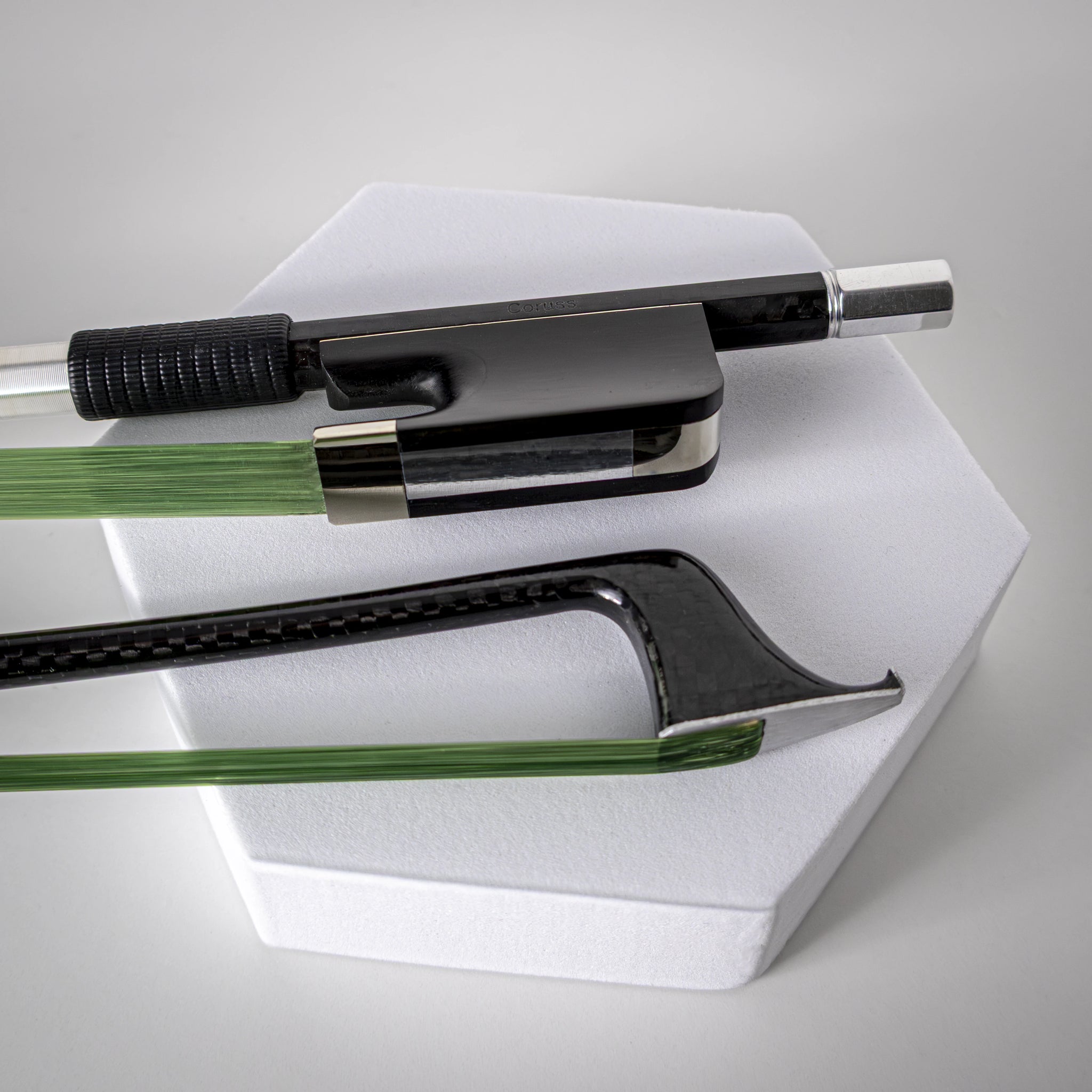 Archet Coruss en carbone pour violoncelle